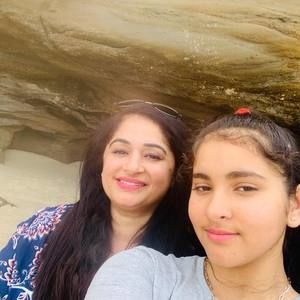 Meet your Posher, Devinder